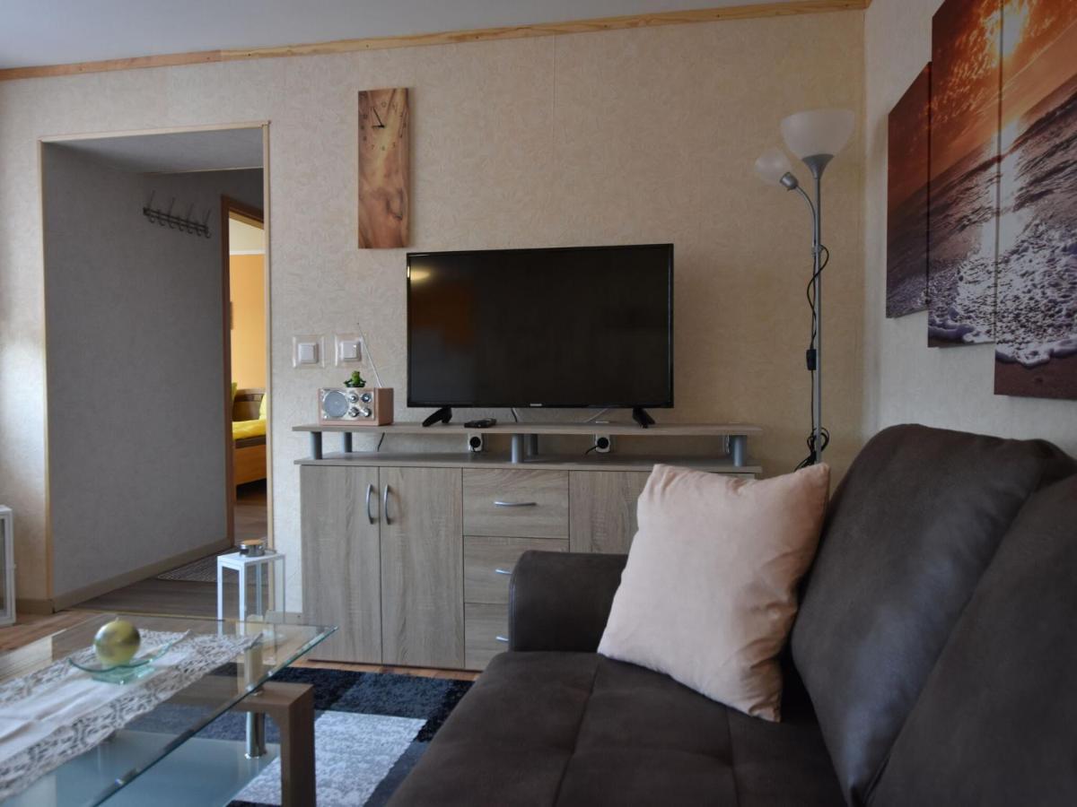 Bungalow In Boiensdorf With Fenced Terrace ภายนอก รูปภาพ