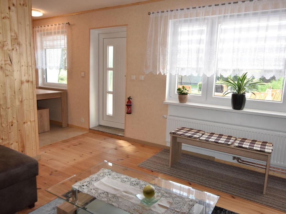 Bungalow In Boiensdorf With Fenced Terrace ภายนอก รูปภาพ